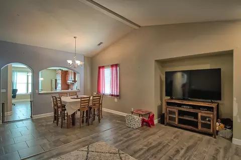 698 Casa Buena St, Redding, CA 96003 photo 11