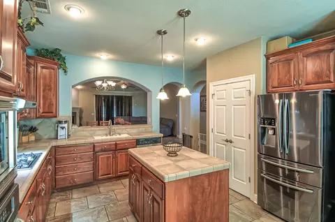 698 Casa Buena St, Redding, CA 96003 photo 14