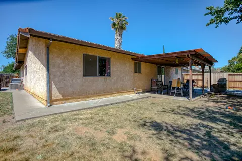 2535 Erin Ln, Redding, CA 96002 photo 11