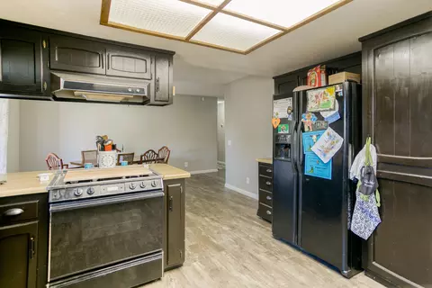 2535 Erin Ln, Redding, CA 96002 photo 9
