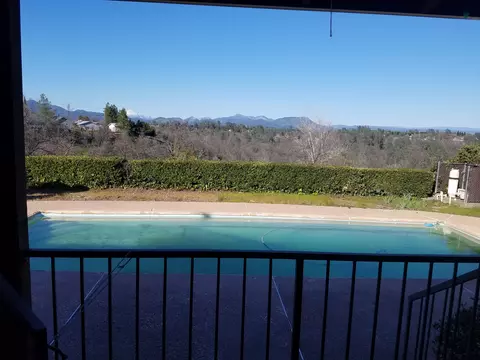 694 Collyer Dr, Redding, CA 96003 photo 7