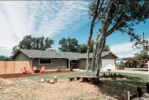 21632 Kathy Ln, Redding, CA 96003 photo 5
