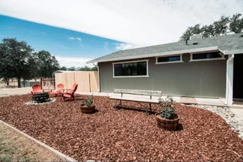 21632 Kathy Ln, Redding, CA 96003 photo 3