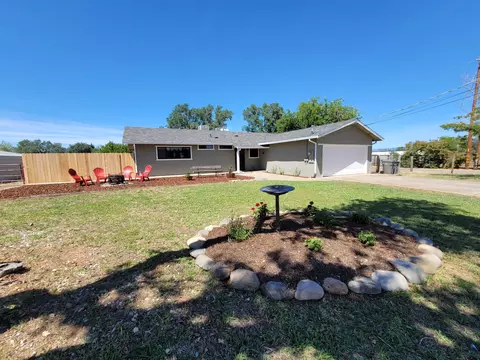 21632 Kathy Ln, Redding, CA 96003 photo 2