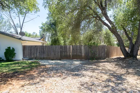 7255 Bohn Blvd, Anderson, CA 96007 photo 3
