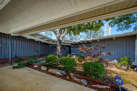 353 Pearl St, Redding, CA 96003 photo 10