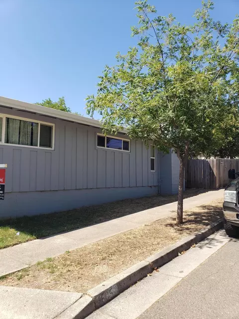 1605 Oak St, Redding, CA 96001 photo 7