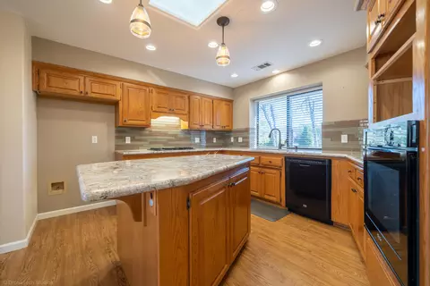 13386 Pala Mesa Cir, Redding, CA 96003 photo 12