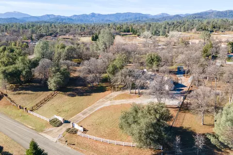 13386 Pala Mesa Cir, Redding, CA 96003 photo 56