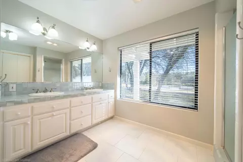 13386 Pala Mesa Cir, Redding, CA 96003 photo 24