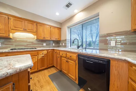 13386 Pala Mesa Cir, Redding, CA 96003 photo 15