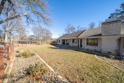 13386 Pala Mesa Cir, Redding, CA 96003 photo 44