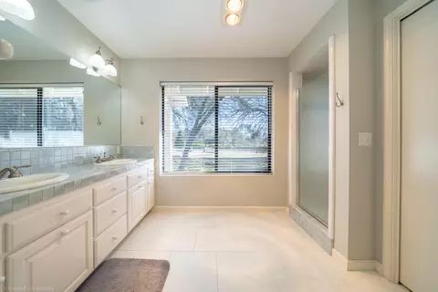 13386 Pala Mesa Cir, Redding, CA 96003 photo 23
