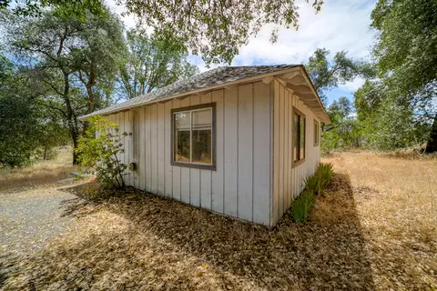 8695 Churn View Pl, Redding, CA 96002 photo 22