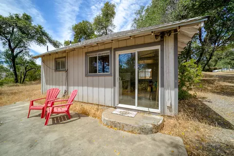 8695 Churn View Pl, Redding, CA 96002 photo 18