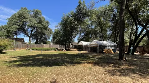 1381 Gordon Ln, Redding, CA 96002 photo 18