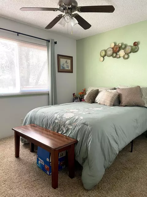 1381 Gordon Ln, Redding, CA 96002 photo 6