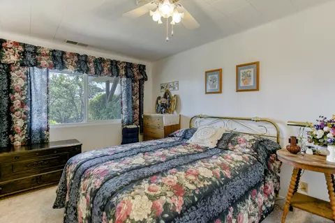1335 Bambury Ct, Redding, CA 96001 photo 32