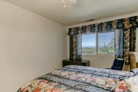 1335 Bambury Ct, Redding, CA 96001 photo 33