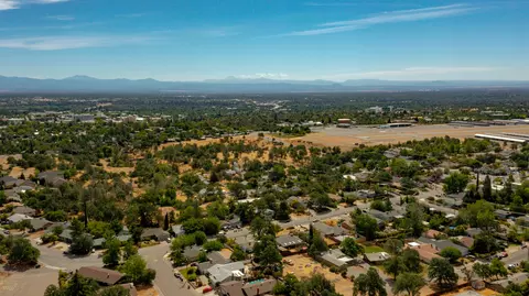1335 Bambury Ct, Redding, CA 96001 photo 47