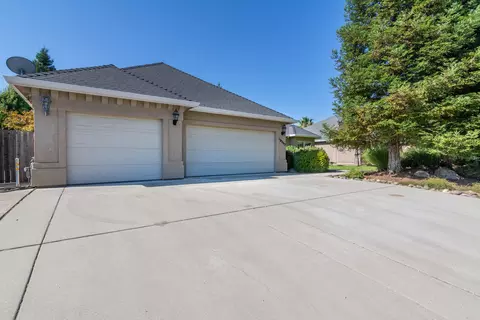 19367 Titleist Way, Redding, CA 96003 photo 3