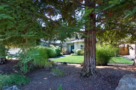 19367 Titleist Way, Redding, CA 96003 photo 2