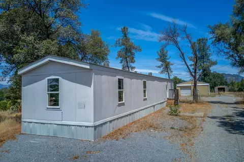 21378 Lela Ln, Redding, CA 96003 photo 1