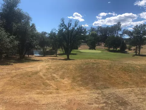 13498 Tierra Heights Rd, Redding, CA 96003 photo 2