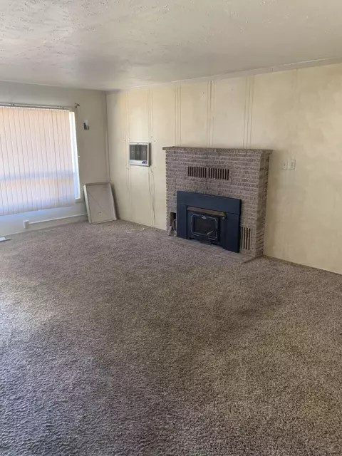 2160 Grape Ave, Redding, CA 96001 photo 4