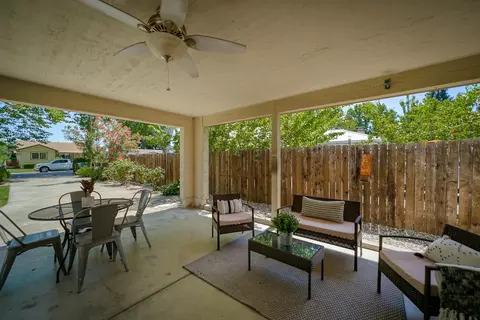 844 Loma St, Redding, CA 96003 photo 45