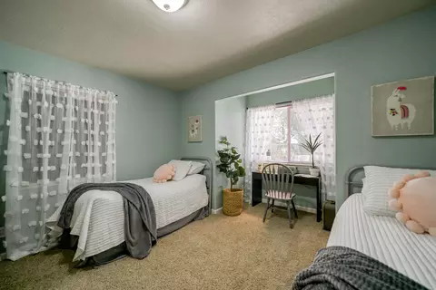 844 Loma St, Redding, CA 96003 photo 7