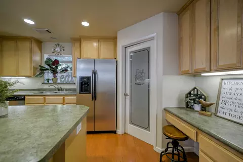 844 Loma St, Redding, CA 96003 photo 18