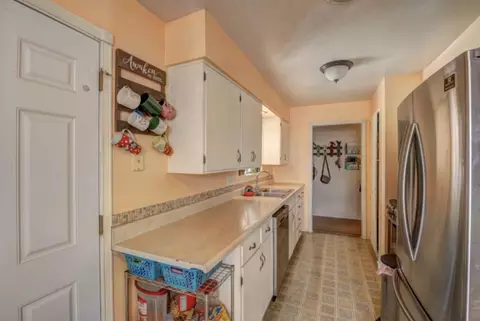 1232 Scenic Way, Redding, CA 96001 photo 14
