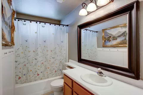 4372 Agnes May Dr, Redding, CA 96002 photo 15