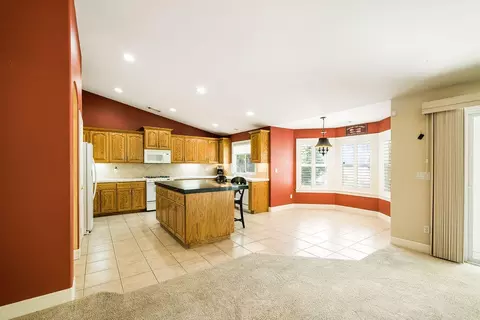 2358 Tradition Way, Redding, CA 96001 photo 3
