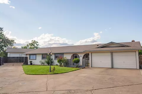 700 Charlene Way, Redding, CA 96002 photo 1