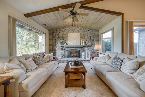 1849 Forest Glen Ct, Redding, CA 96002 photo 6