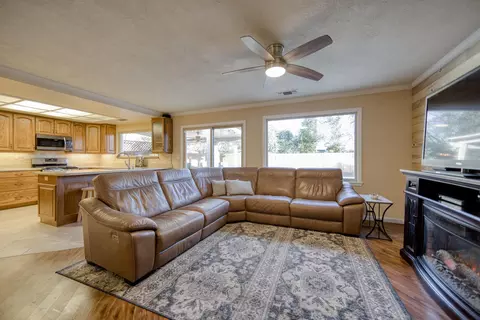 1849 Forest Glen Ct, Redding, CA 96002 photo 10