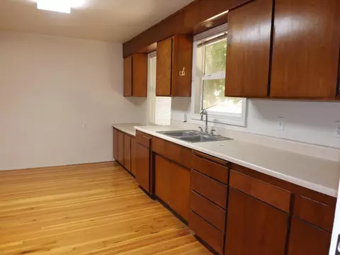 750 Severtson Dr, Redding, CA 96001 photo 5