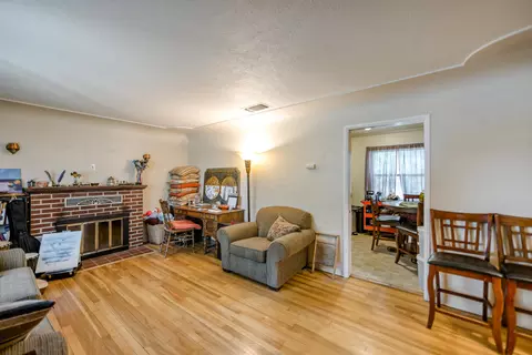 1736 Garden Ave, Redding, CA 96001 photo 5