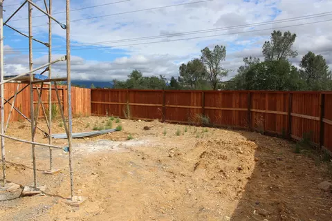 800 Mission De Oro Dr, Redding, CA 96003 photo 2