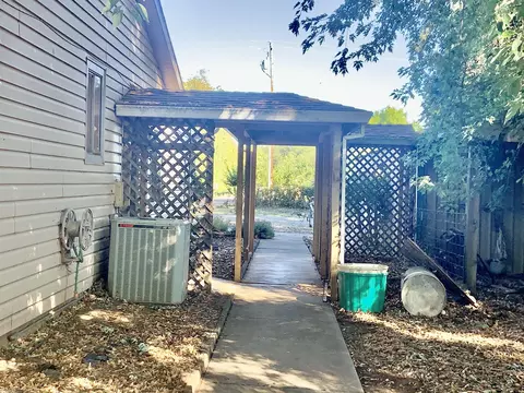 20828 Dodson Ln, Anderson, CA 96007 photo 33