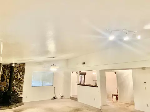 20828 Dodson Ln, Anderson, CA 96007 photo 8