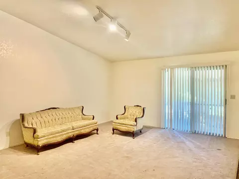 20828 Dodson Ln, Anderson, CA 96007 photo 9