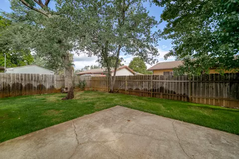 2530 Christian Ave, Redding, CA 96002 photo 35