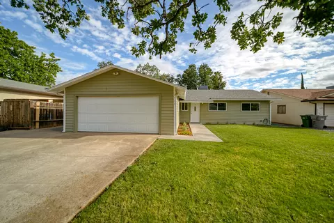 2530 Christian Ave, Redding, CA 96002 photo 1