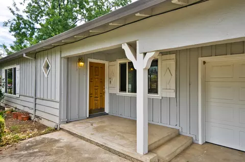 3335 Sacramento Dr, Redding, CA 96001 photo 6