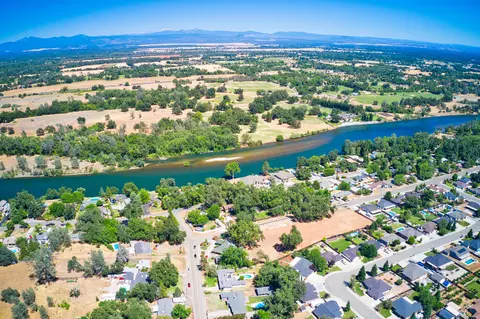 3335 Sacramento Dr, Redding, CA 96001 photo 36