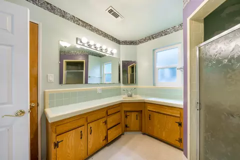 3335 Sacramento Dr, Redding, CA 96001 photo 25