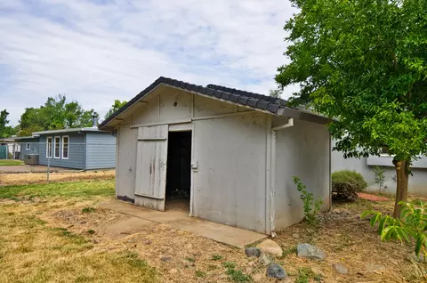 3335 Sacramento Dr, Redding, CA 96001 photo 31
